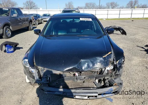 2010 Honda Accord Exl z USA, uszkodzony, nr VIN 1HGCP3F88AA000736